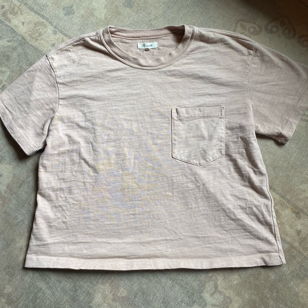 Madwell. Pale pink slightly cropped tee, thick cotton